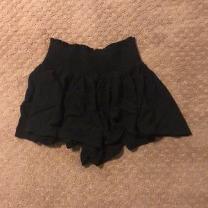 brandy melville black flowy shorts